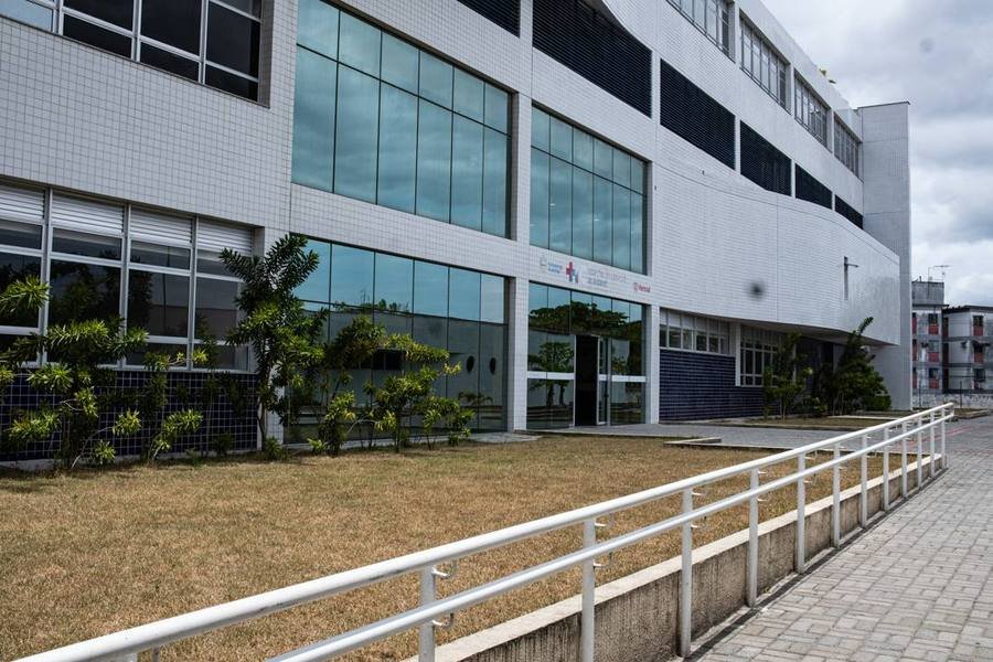 Fachada do Hospital do Coração Alagoano, onde funciona a unidade Via Expressa do Hemoal